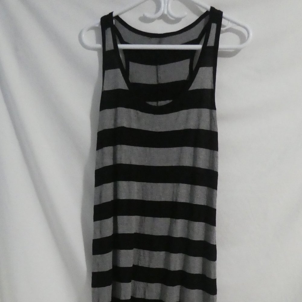 Striped Grey and Black Sleeveless Dress | XL, extra large | GUC